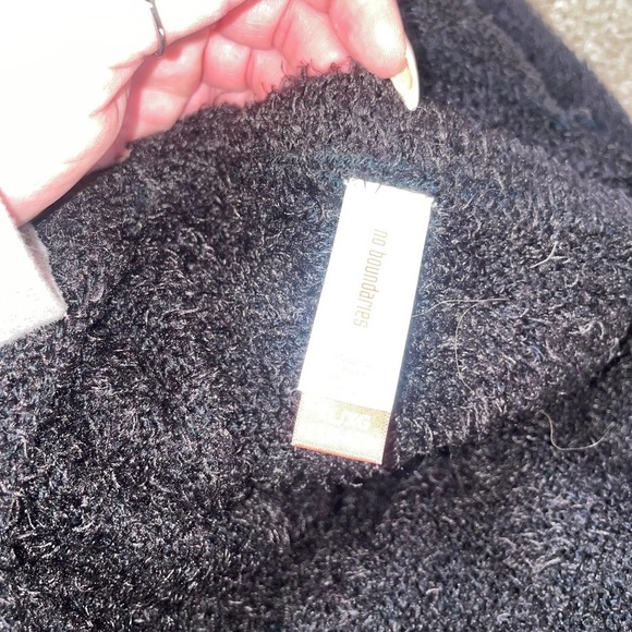 Xhilaration sweater black softSZ XL Christmas Rudolph reindeer sequined top - Picture 5 of 6